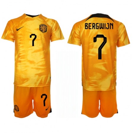 Virallinen pelipaita Alankomaat Steven Bergwijn 7 Koti World Cup 2022 Lyhythihainen - Lasten ( + Lyhyet housut )